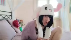 Oynat Chantal'ın Bezli Lokumu: Gerçek Amatör Bukkake Sahnesinde Büyük Götlü ve Islak Bezli İnek Milf