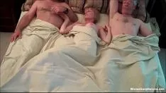 Jouer Alina Plugaru Xxx baise deux hommes Xxx porno roumain