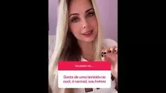 Oynat Kendilerine tapan erkeklere amlarını gösteren kadınlar