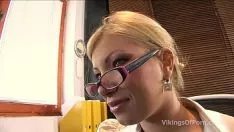 Blondina Bombat Fututa Clar In Cur