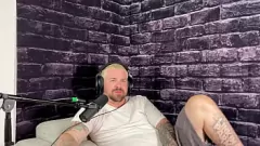 Reproducir La tetona amateur Brandy Renee folla en el coche en público con creampie