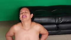 Reproducir Sesión de yoga de creampie con Garabas y Olpr - Pussy Licking and Fingering Action