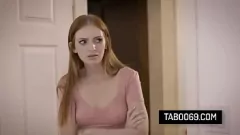 Abspielen Redhead Teen Slut Maya Kendricks verbotene Begegnung: enge Muschi, die vom Perverischen Nachbarn gefickt wird