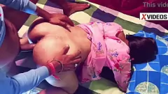 Oynat Desi Girl Gets Sert Creampie'de Yoğun Doggystyle Fuck