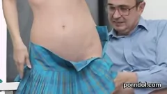 Jouer Gattino studioso attirato e fottuto da senior